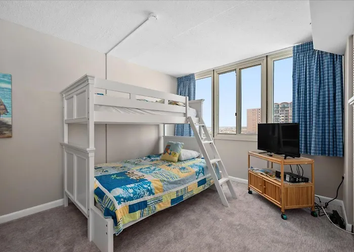 Beautiful 2 Bedroom At The Quay!